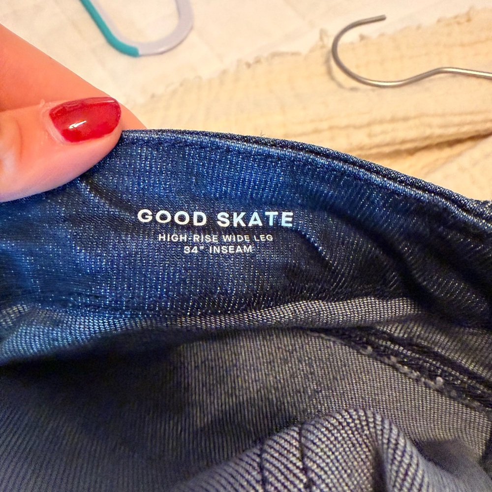 NWT Good American Dark Wash Flare Jeans - Picture 4 of 5